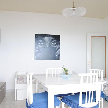Gaiavacanze Beach Apartment บอร์ดิเกรา ภายนอก รูปภาพ