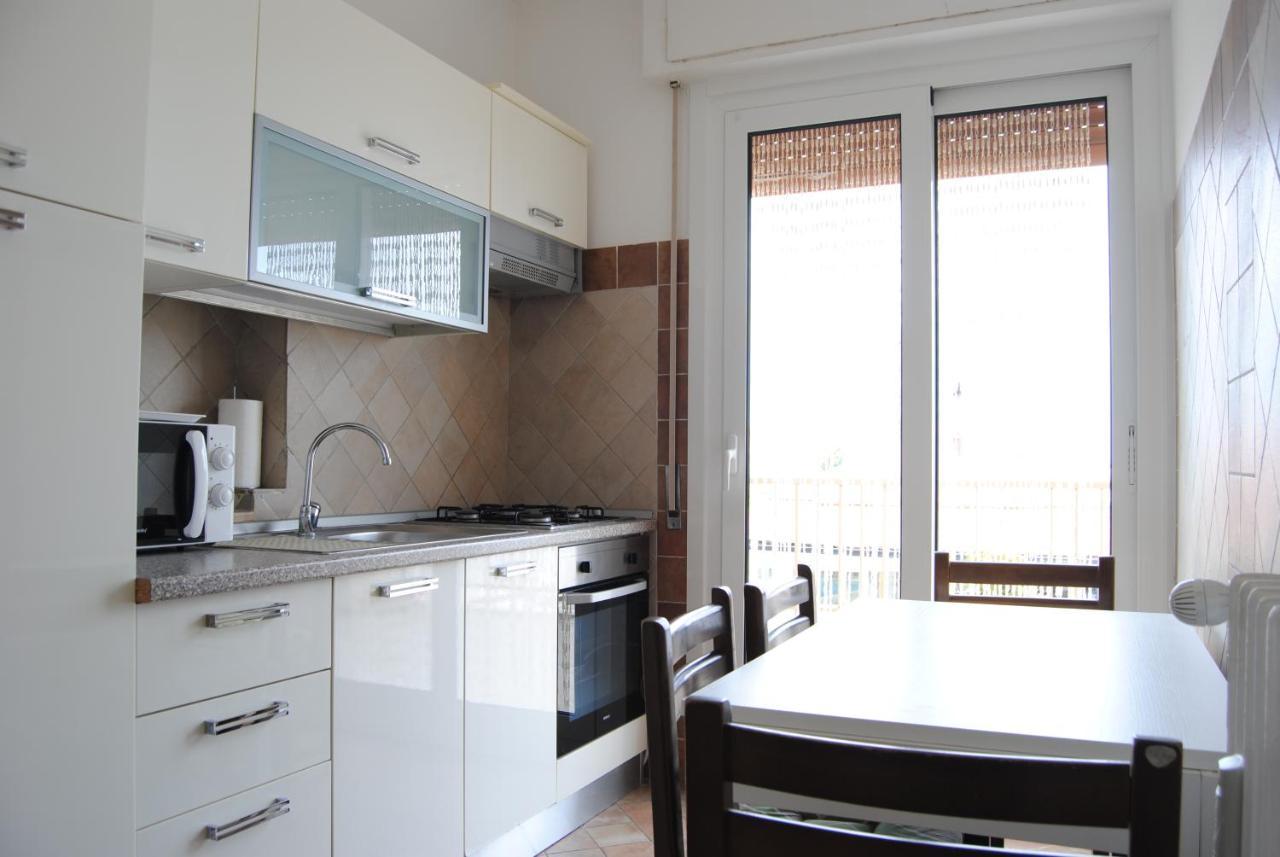 Gaiavacanze Beach Apartment บอร์ดิเกรา ภายนอก รูปภาพ