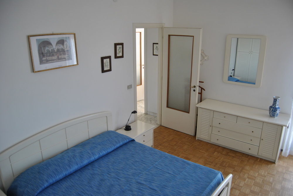 Gaiavacanze Beach Apartment บอร์ดิเกรา ภายนอก รูปภาพ